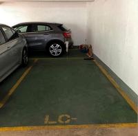  West Mid-Levels Carpark  Babington Path  Elegant Garden  parking space photo 香港車位.com ParkingHK.com