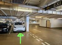  Sham Cheng Carpark  Castle Peak Road  Sham Tseng  Bellagio  parking space photo 香港車位.com ParkingHK.com