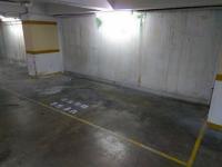  Lai Chi Kok Carpark  Broadway  Mei Foo Sun Chuen Phase 4  parking space photo 香港車位.com ParkingHK.com